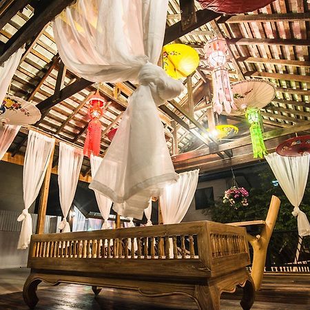 Garden Yard Inn Chiangmai Чіангмай Екстер'єр фото