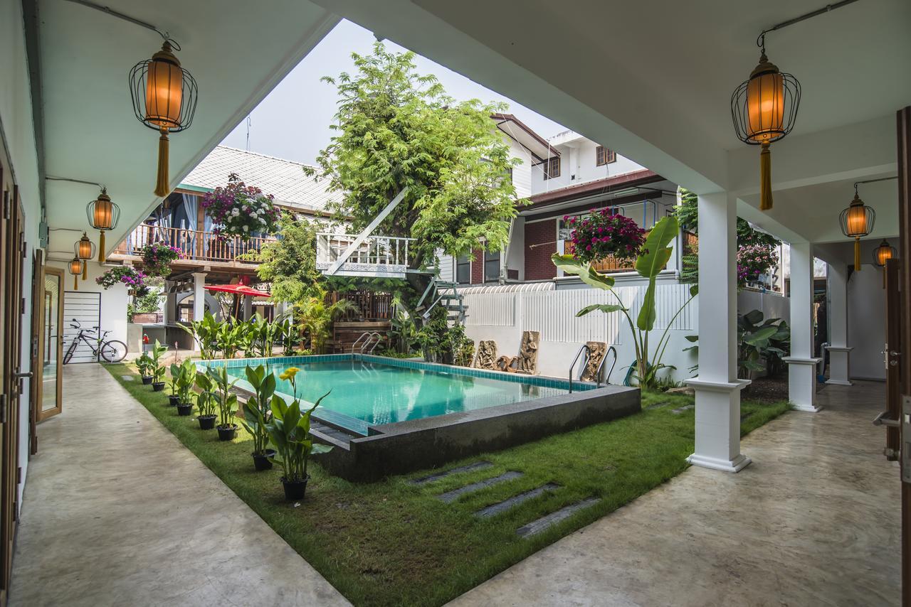 Garden Yard Inn Chiangmai Чіангмай Екстер'єр фото