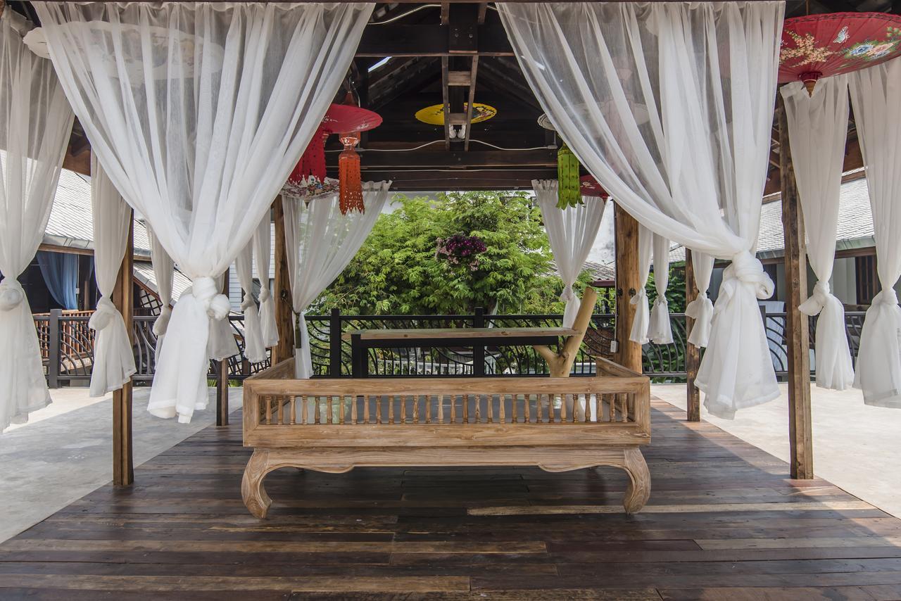 Garden Yard Inn Chiangmai Чіангмай Екстер'єр фото