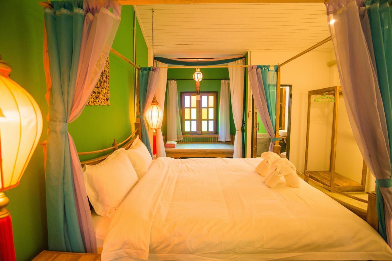 Garden Yard Inn Chiangmai Чіангмай Екстер'єр фото